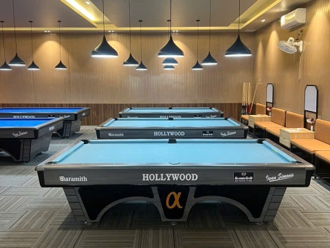 BÀN BIDA LỖ HOLLYWOOD